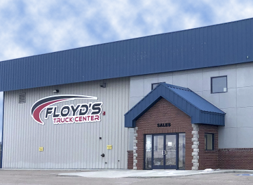 Floyd’s Truck Center – Truck dealer in Casper WY