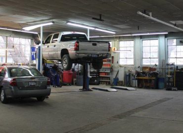 Bengtson Tire & Service Center – Auto repair shop in Salina KS