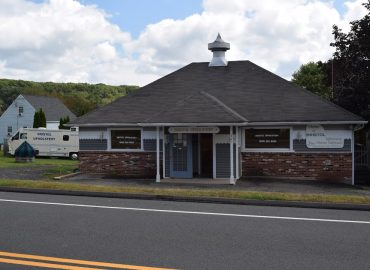 Bristol Upholstery – Upholstery shop in Plymouth CT