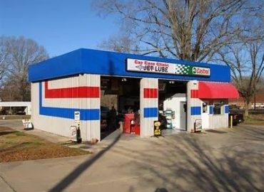 Car Care Clinic & Jet Lube – Forest – Oil change service in Forest MS