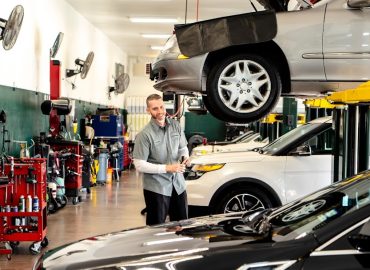 Christian Brothers Automotive Warwick – Auto repair shop in Oklahoma City OK