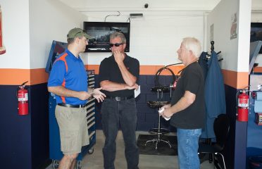 DIY Auto Repair Shops – Auto repair shop in Denver CO