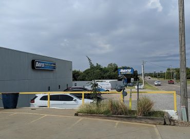 Davis Paint & Collision Auto Center – Auto body shop in Midwest City OK