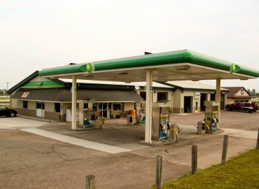 Don’s Auto Service and Repair – BP Gas Station – Auto repair shop in Albertville MN