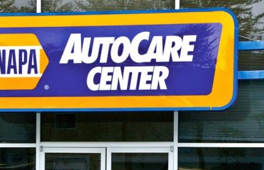 FM Auto | NAPA AutoCare Center – Auto repair shop in St Francis WI