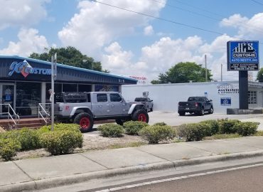 JC’s Customs – Truck accessories store in Winter Haven FL