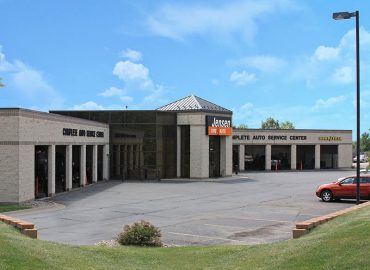 Jensen Tire & Auto South 168th Street – Auto repair shop in Omaha NE