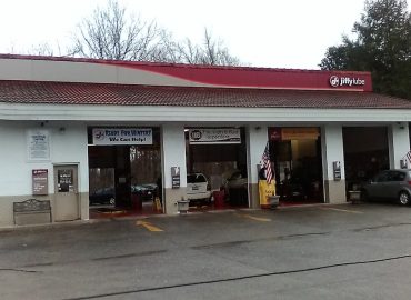 Jiffy Lube – Oil change service in Lynchburg VA