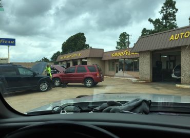 John’s Auto Services Center – Tire shop in Bethany OK