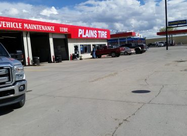 Les Schwab Plains Tire Center – Tire shop in Riverton WY