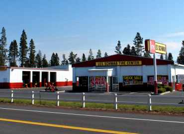 Les Schwab Tire Center – Tire shop in La Pine OR