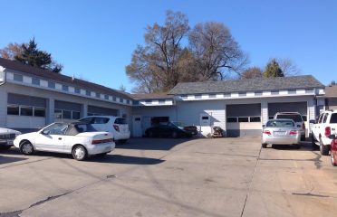 Livingston’s Automotive – Auto repair shop in Des Moines IA