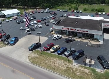 Lloyd Belt Automotive LLC – Car dealer in Eldon MO