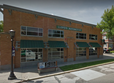 Lloyd’s Automotive Service – Auto repair shop in St Paul MN