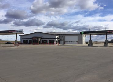 Oak Street Station – Gas station in Inwood IA