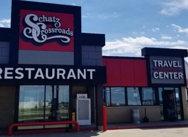 Schatz Crossroads – Truck stop in Minot ND