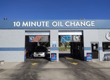 Strickland Brothers 10 Minute Oil Change – Oil change service in Shelbyville TN