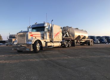 Tutle & Tutle Trucking – Truck repair shop in Stanley ND