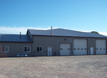 V-Bar Trailer Sales – Agricultural service in Broken Bow NE